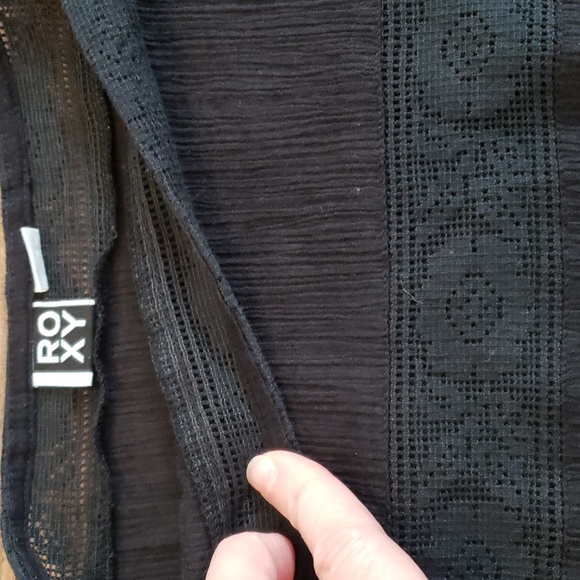 Roxy - Picture 2 of 7